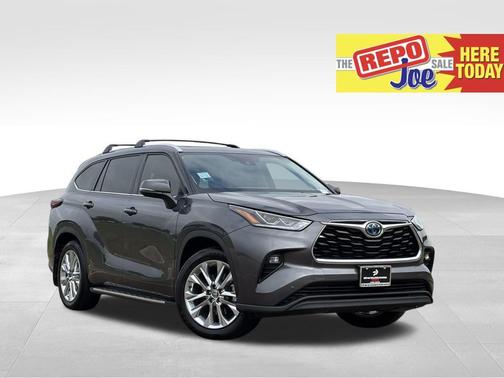 2024 Toyota Highlander Hybrid Limited