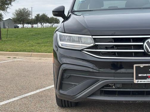 2024 Volkswagen Tiguan 2.0T SE 4MOTION