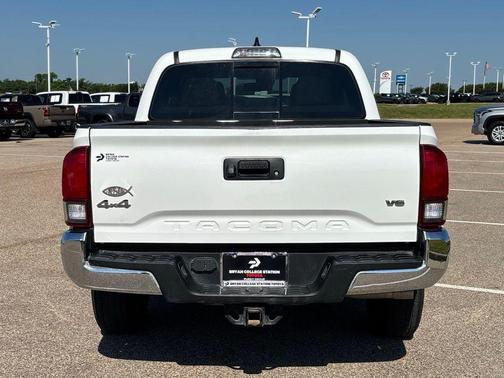 Super White 2019 Toyota Tacoma SR5