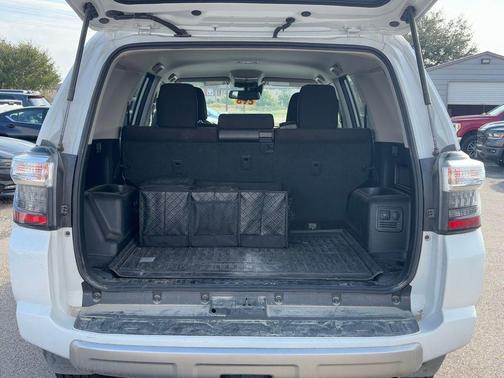 2024 Toyota 4Runner TRD Off Road