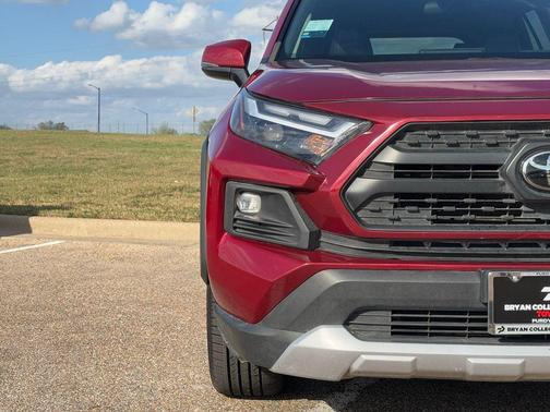 2023 Toyota RAV4 Adventure