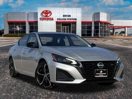 2024 Nissan Altima SR FWD