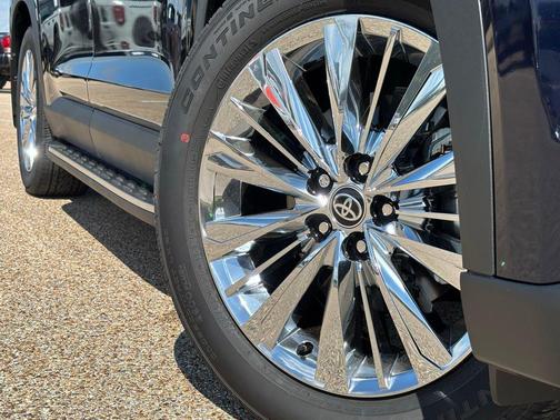 Blueprint 2026 Toyota Grand Highlander Platinum