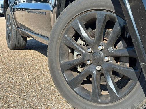 2022 Jeep Grand Cherokee Laredo