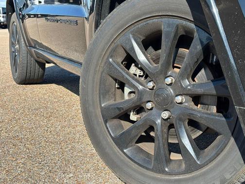 2022 Jeep Grand Cherokee Laredo