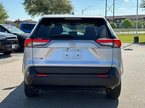Silver Sky Metallic 2023 Toyota RAV4 LE