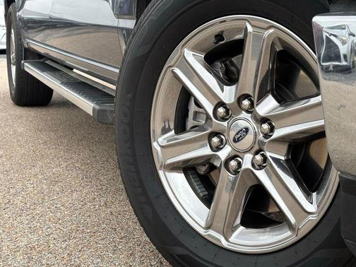 CARBONIZED GRAY METALLIC 2025 Ford F-150 XLT