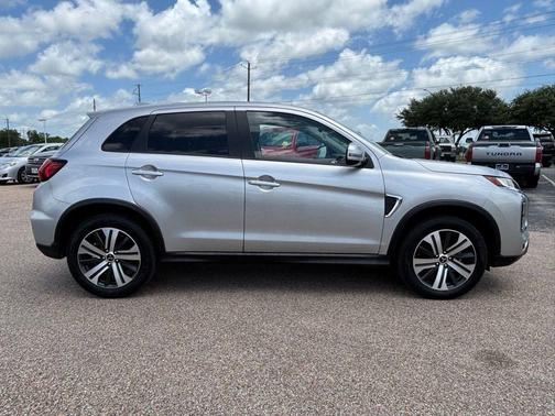 2024 Mitsubishi Outlander Sport 2.0 ES