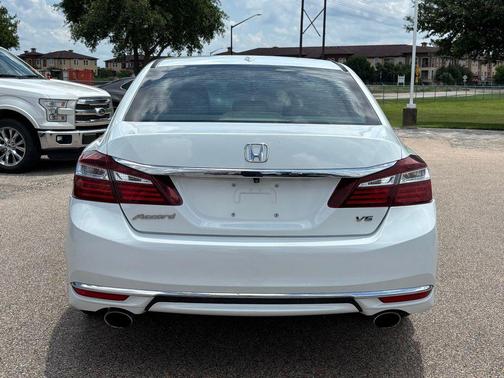 White Orchid Pearl 2017 Honda Accord EX-L