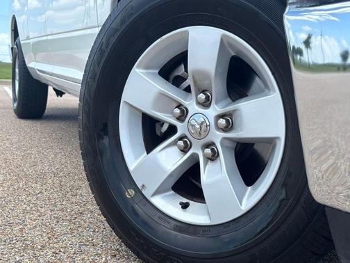 2024 RAM 1500 Classic SLT