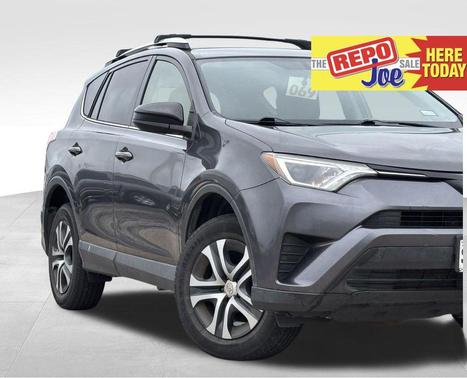 Magnetic Gray Metallic 2016 Toyota RAV4 LE