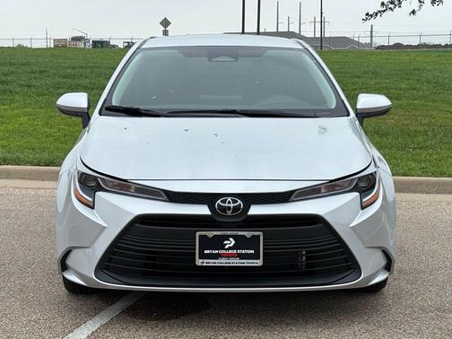 F7 2026 Toyota Corolla LE