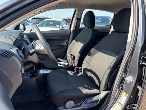 2024 Mitsubishi Mirage ES