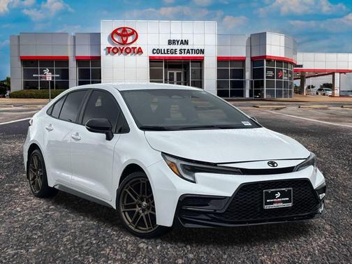 2024 Toyota Corolla SE Nightshade