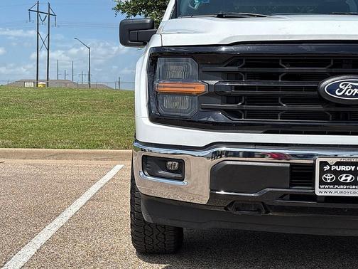 OXFORD WHITE 2025 Ford F-150 XLT