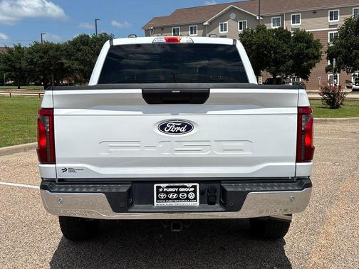 OXFORD WHITE 2025 Ford F-150 XLT