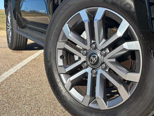 2025 Toyota 4Runner Limited