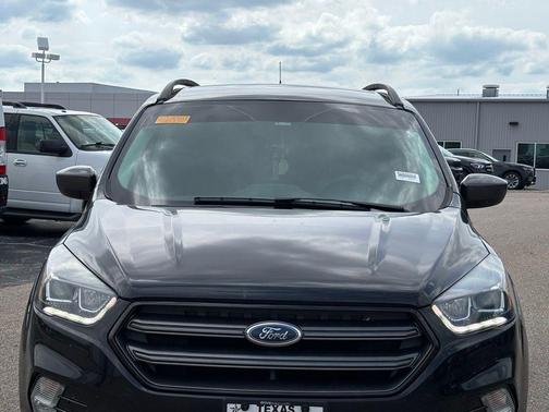 AGATE BLACK 2019 Ford Escape SEL