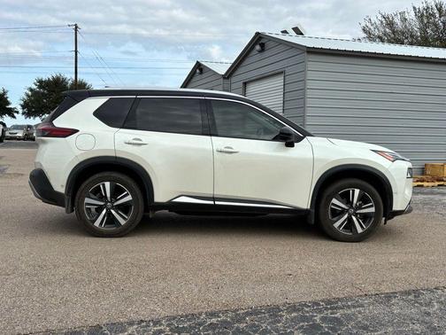 2021 Nissan Rogue Platinum