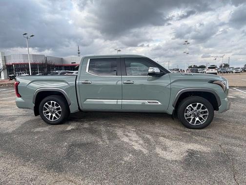 2025 Toyota Tundra Hybrid 1794 Edition