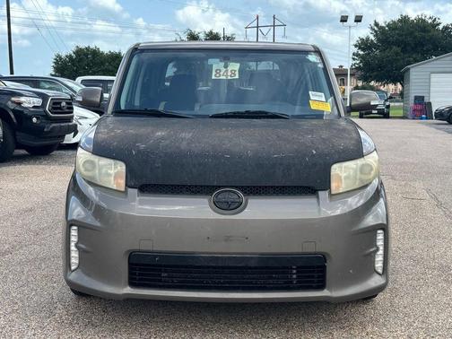 2014 Scion xB Base