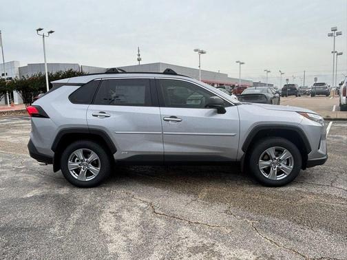2025 Toyota RAV4 Hybrid LE