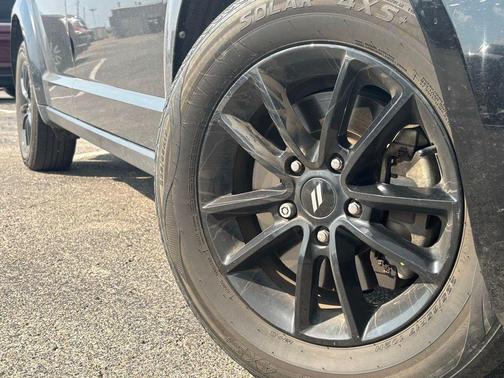 2020 Dodge Journey SE Value