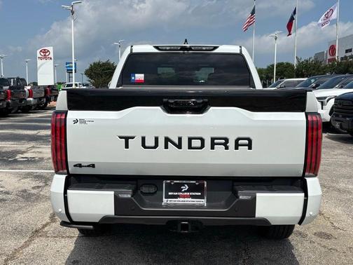 2025 Toyota Tundra Platinum