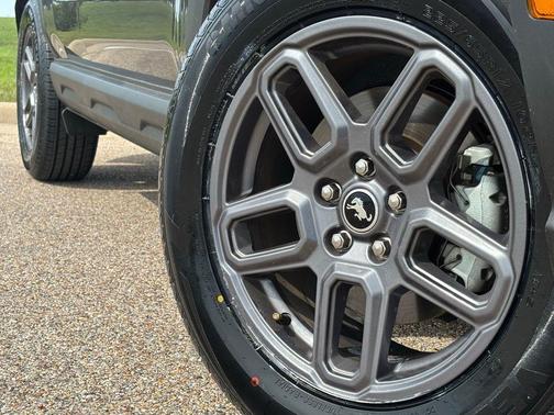 CARBONIZED GRAY METALLIC 2025 Ford Bronco Sport Big Bend