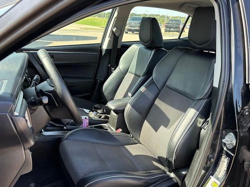 Black Sand Pearl 2016 Toyota Corolla S