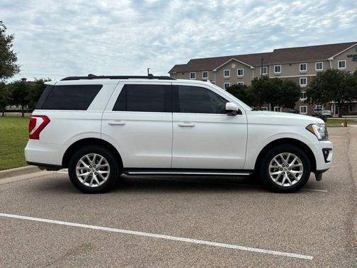 STAR WHITE MET TRI-COAT 2021 Ford Expedition XLT