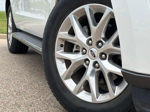 STAR WHITE MET TRI-COAT 2021 Ford Expedition XLT