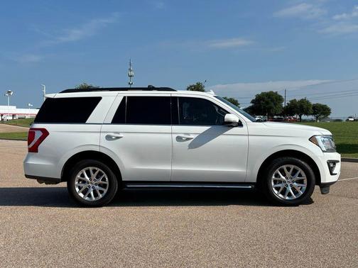 STAR WHITE MET TRI-COAT 2021 Ford Expedition XLT