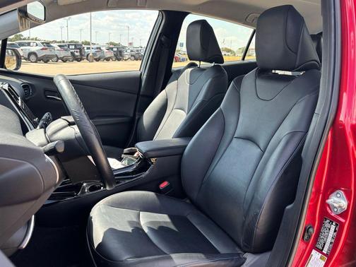 2017 Toyota Prius Four Touring