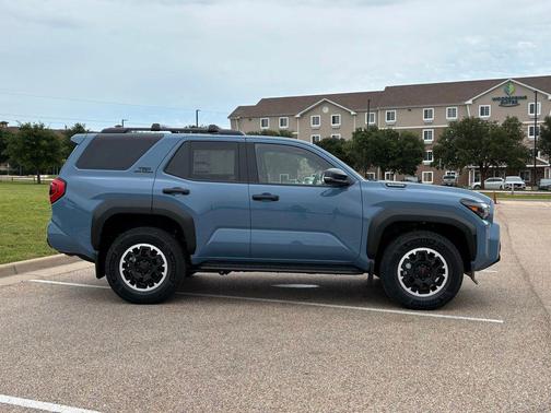 X0 2026 Toyota 4Runner TRD Off Road