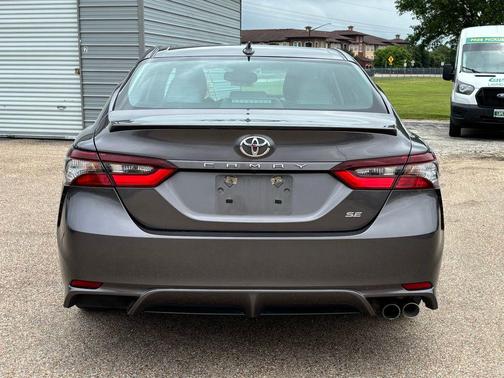 Predawn Gray Mica 2023 Toyota Camry SE