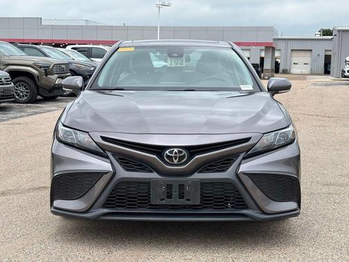 Predawn Gray Mica 2023 Toyota Camry SE