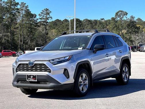 2024 Toyota RAV4 Hybrid LE