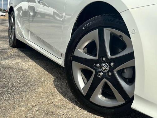 2019 Toyota Prius Limited