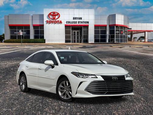 2021 Toyota Avalon XLE