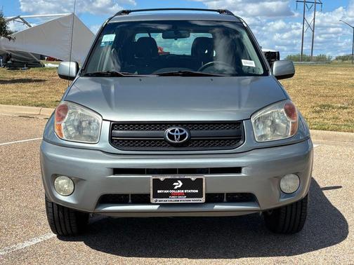 2005 Toyota RAV4 Base