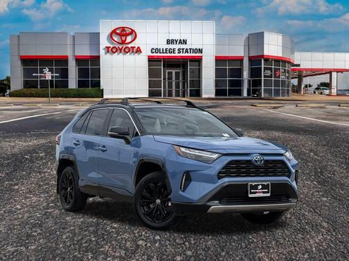 2024 Toyota RAV4 Hybrid SE