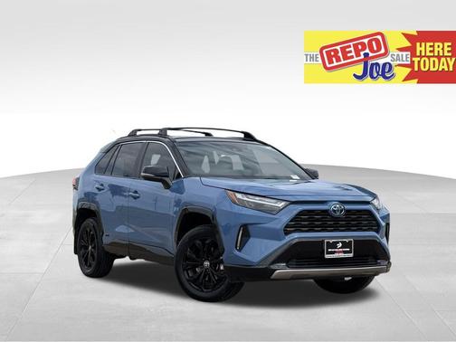 2024 Toyota RAV4 Hybrid SE