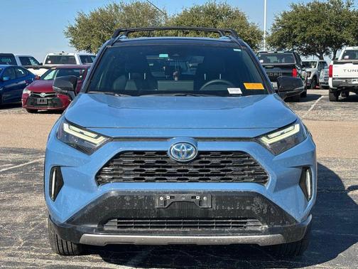 2024 Toyota RAV4 Hybrid SE