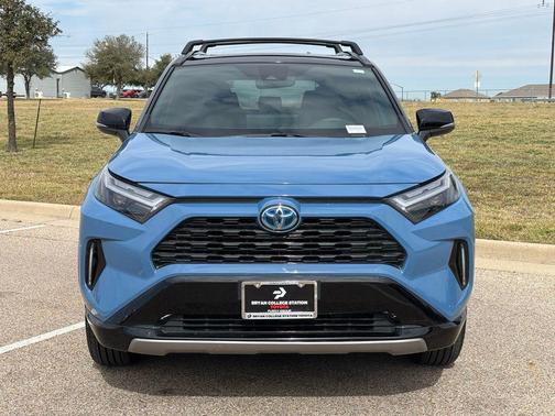 2024 Toyota RAV4 Hybrid SE