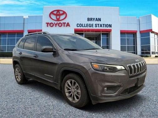 Photo 1 of 30 of 2020 Jeep Cherokee Latitude Plus