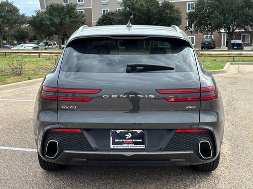 2025 Genesis GV70 2.5T AWD