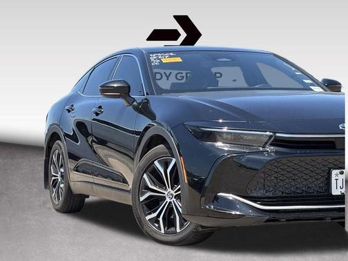 Black 2023 Toyota Crown XLE