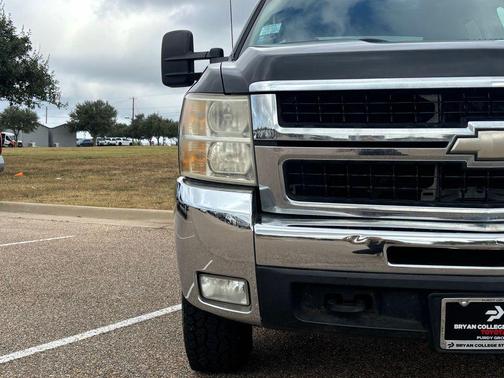2009 Chevrolet Silverado 2500 LT Crew Cab