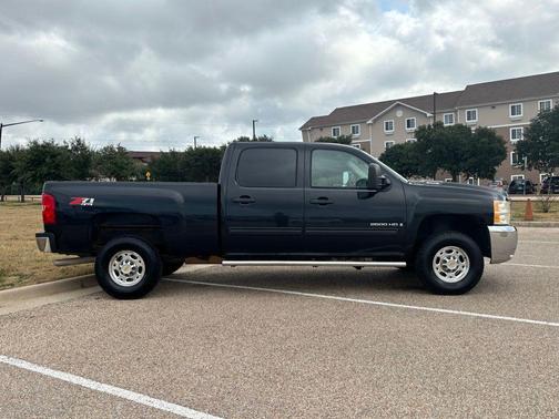 2009 Chevrolet Silverado 2500 LT Crew Cab